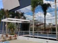 fachada comercial Parque Monte L�bano